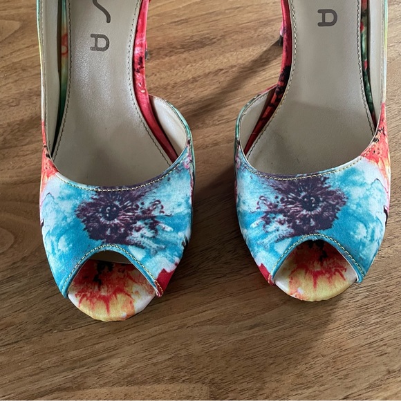 EUC Unisa Unjubilee heels - Picture 3 of 12